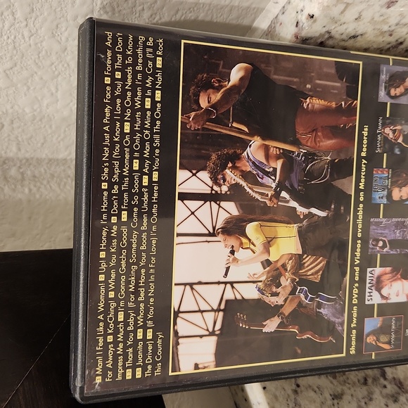 Shania Twain Up! Tour Live In Chicago DVD - Picture 4 of 5